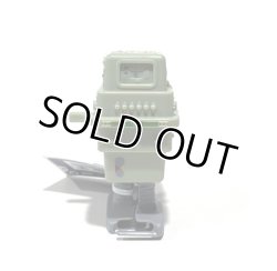 画像1: 2022 Disney Park Exclusive Galaxy Edge Droid Depot EG-01 Wind Up Toy with Sound Effect