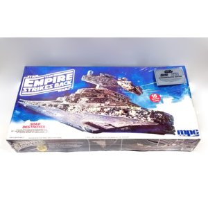 画像: MPC Star Destroyer (8915) C-7.5/8 (Sealed Box)